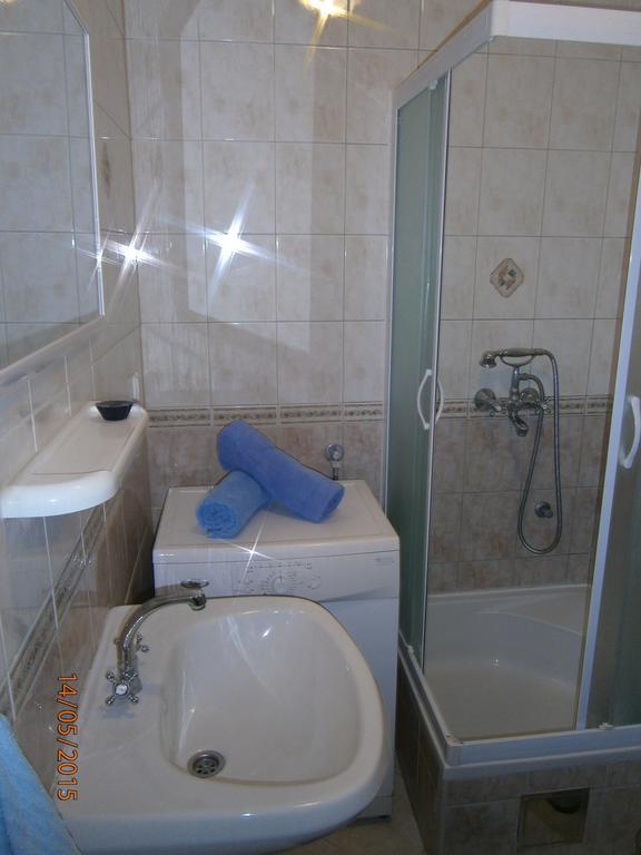 Apartments Tri Palme 바스카보다 객실 사진